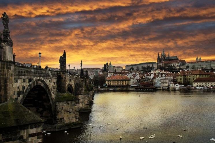 Helen Homestay Vaclavske Namesti Praha Bagian luar foto